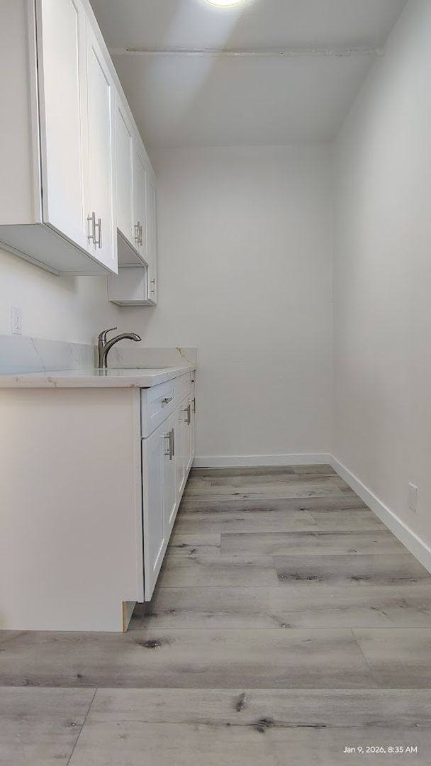 Apartment for rent at 1565 S Hobart Blvd, Los Angeles, CA 90006