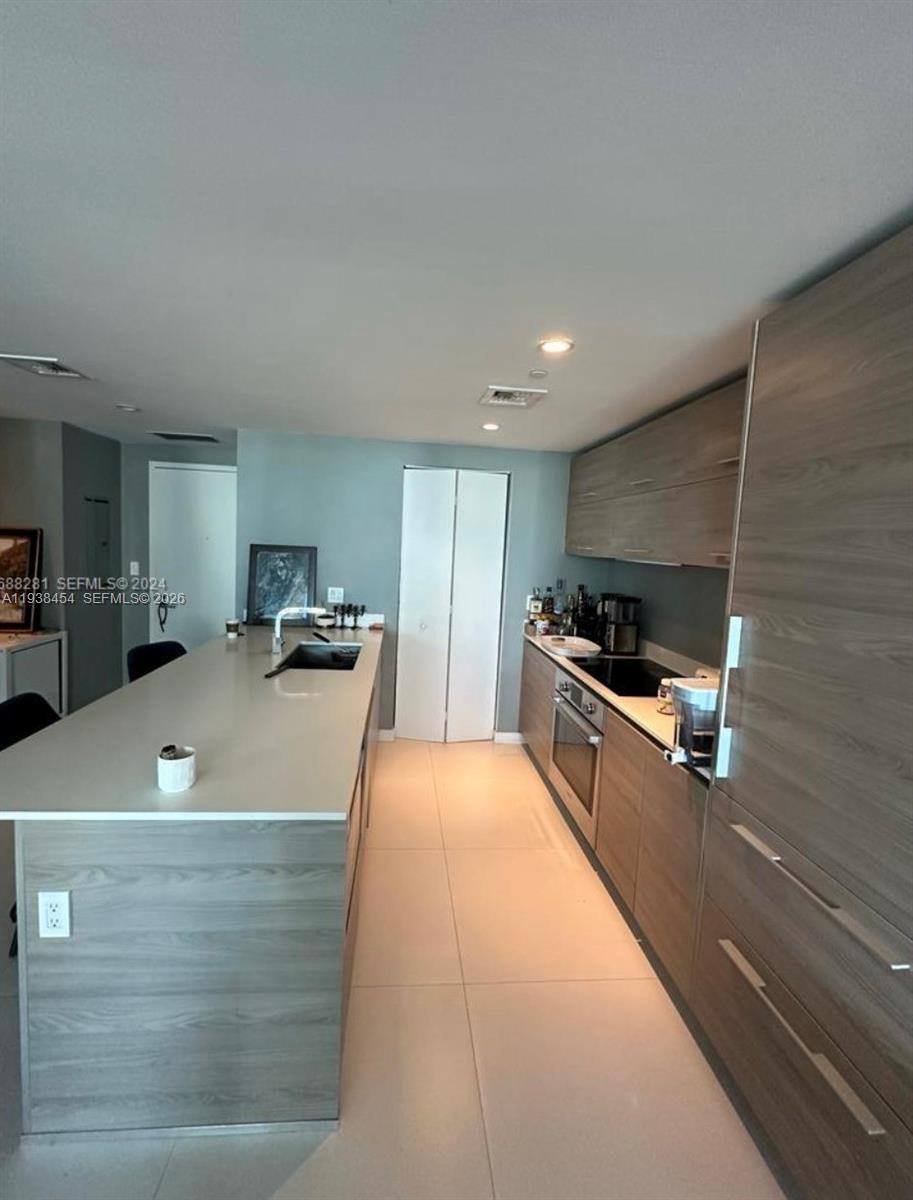 Apartment for rent at 1300 S Miami Ave #1604, Miami, FL 33130