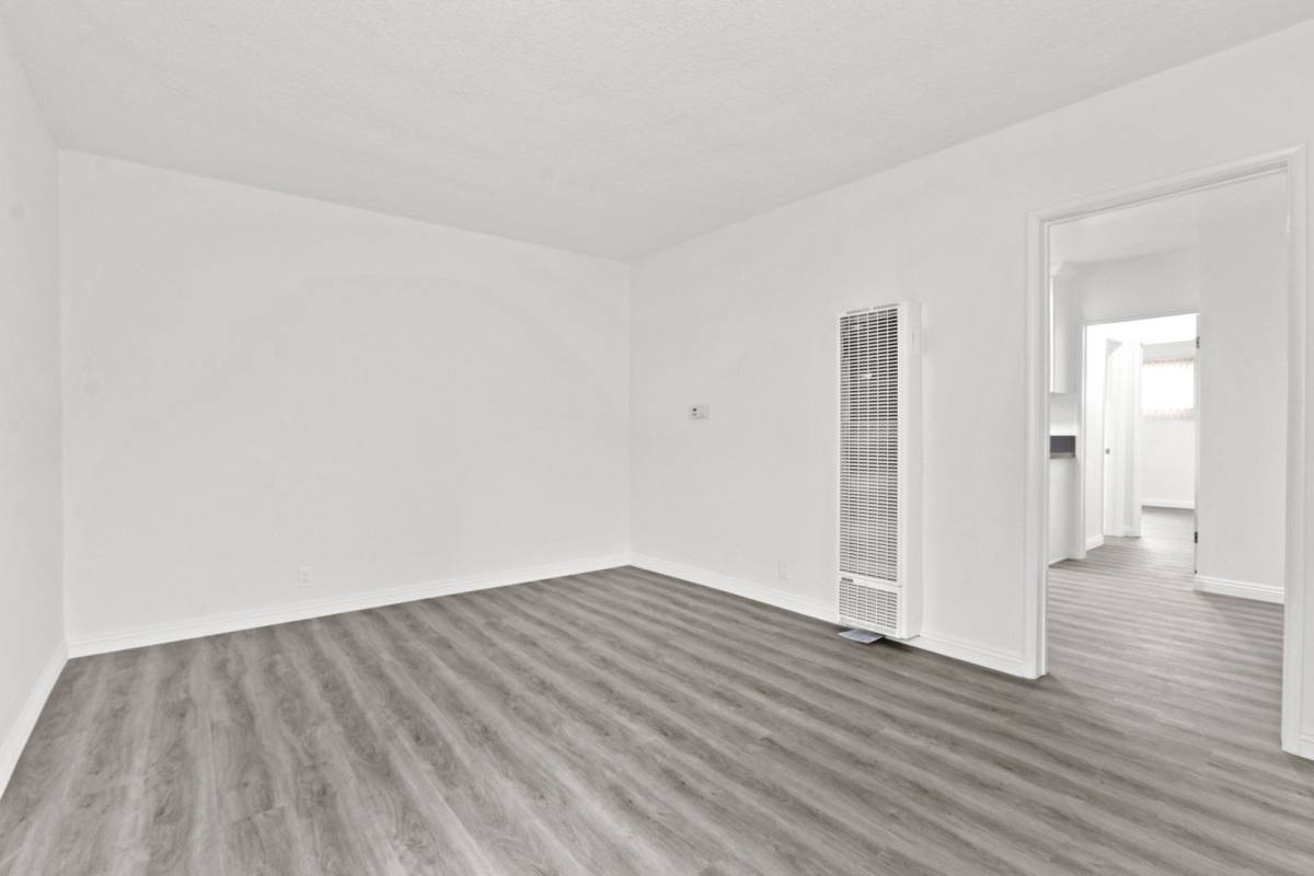 Apartment for rent at 1824 16th St, Santa Monica, CA 90404