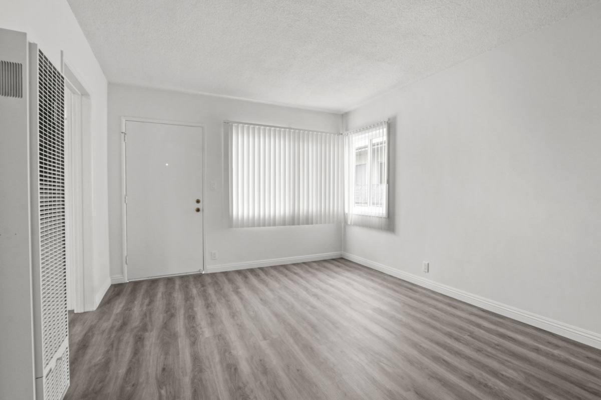 Apartment for rent at 1824 16th St, Santa Monica, CA 90404