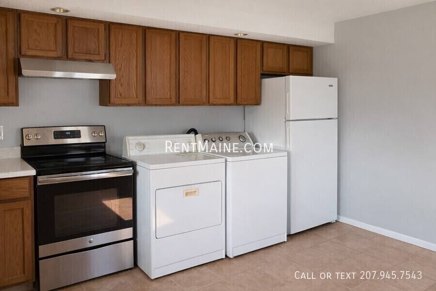 Apartment for rent at 11 Somerset St #1, Old Town, ME 04468