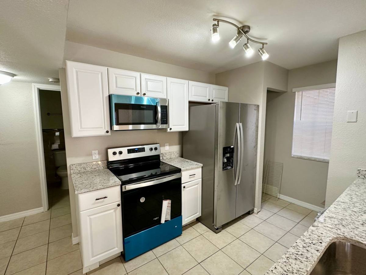 Condo for rent at 696 Youngstown Parkway, Altamonte Springs, FL 32714