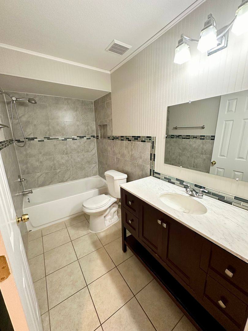 Condo for rent at 696 Youngstown Parkway, Altamonte Springs, FL 32714