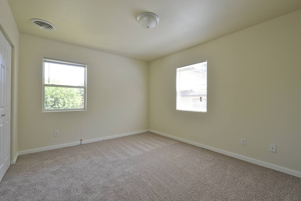 Apartment for rent at 506 11th St NW, Minot, ND 58703