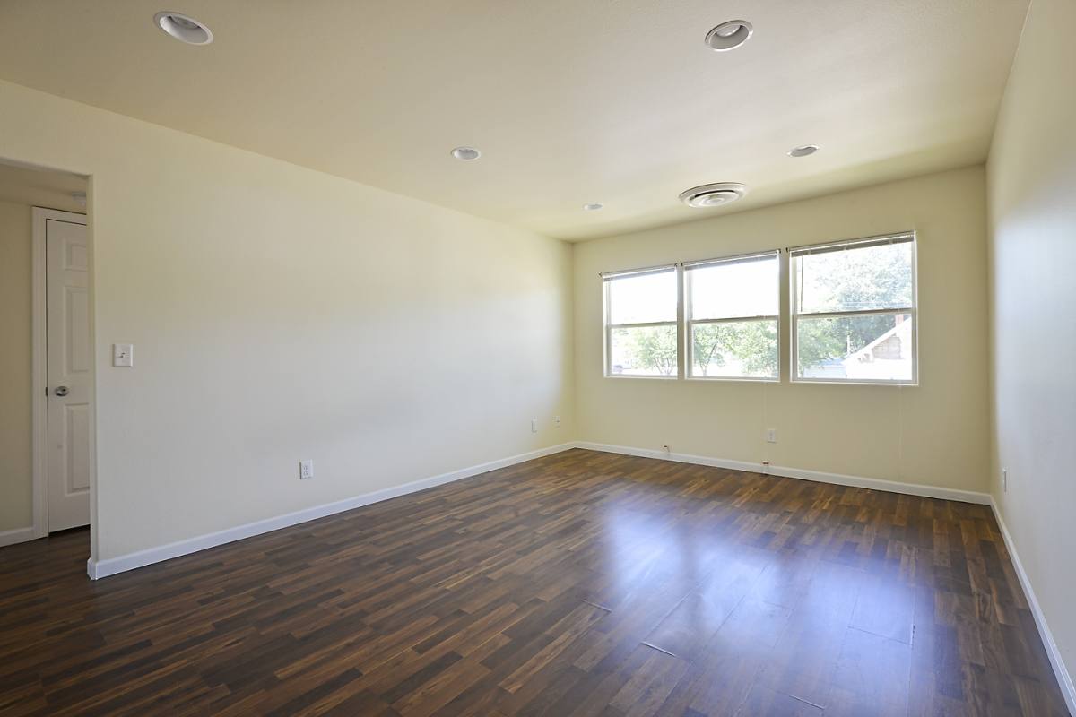 Apartment for rent at 506 11th St NW, Minot, ND 58703