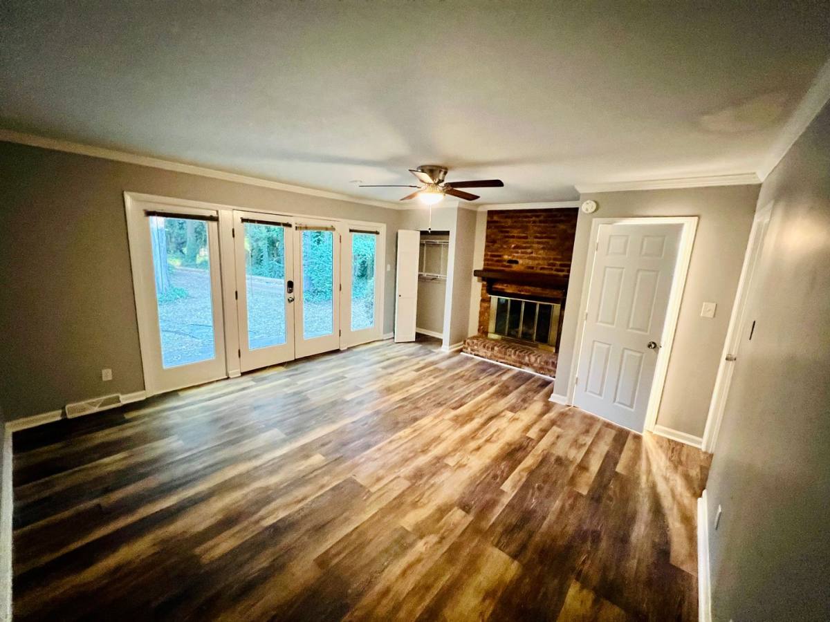 Apartment for rent at 5917 Grosner Place, Charlotte, NC 28211