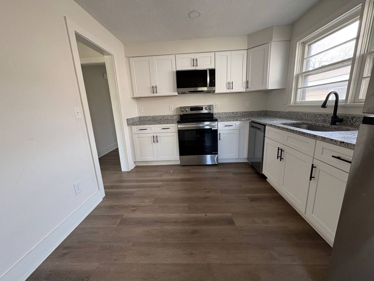 House for rent at 202 Beirne Ave NE, Huntsville, AL 35801