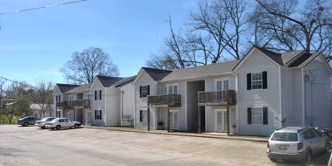 Apartment for rent at 210 Mountain St NW, Jacksonville, AL 36265