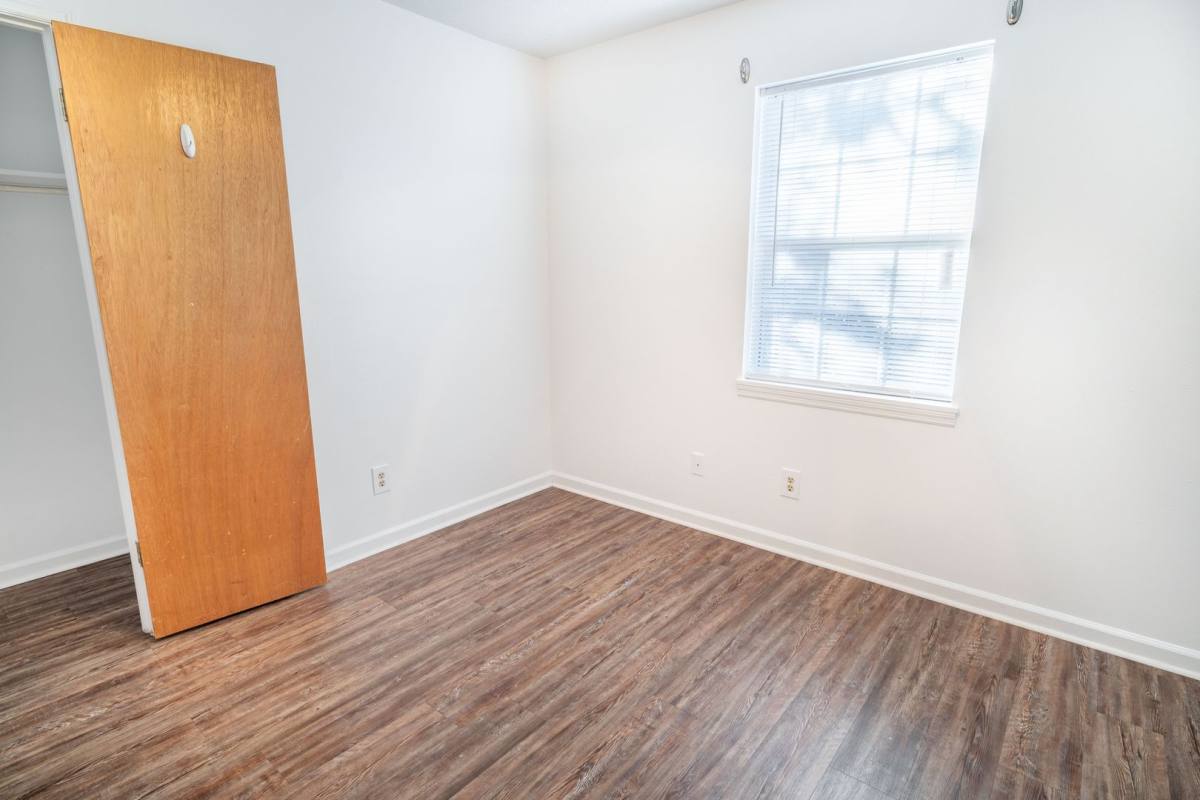 Apartment for rent at 210 Mountain St NW, Jacksonville, AL 36265