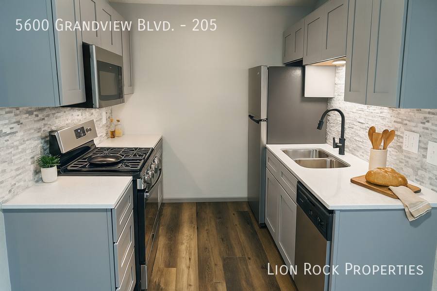 Apartment for rent at 5600 Grandview Blvd #205, Mound, MN 55364