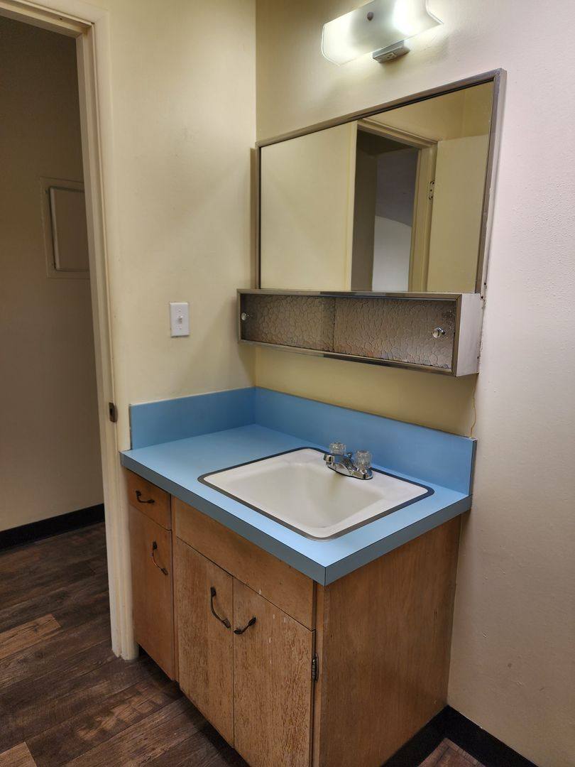 Apartment for rent at 1161 Fir St S, Salem, OR 97302