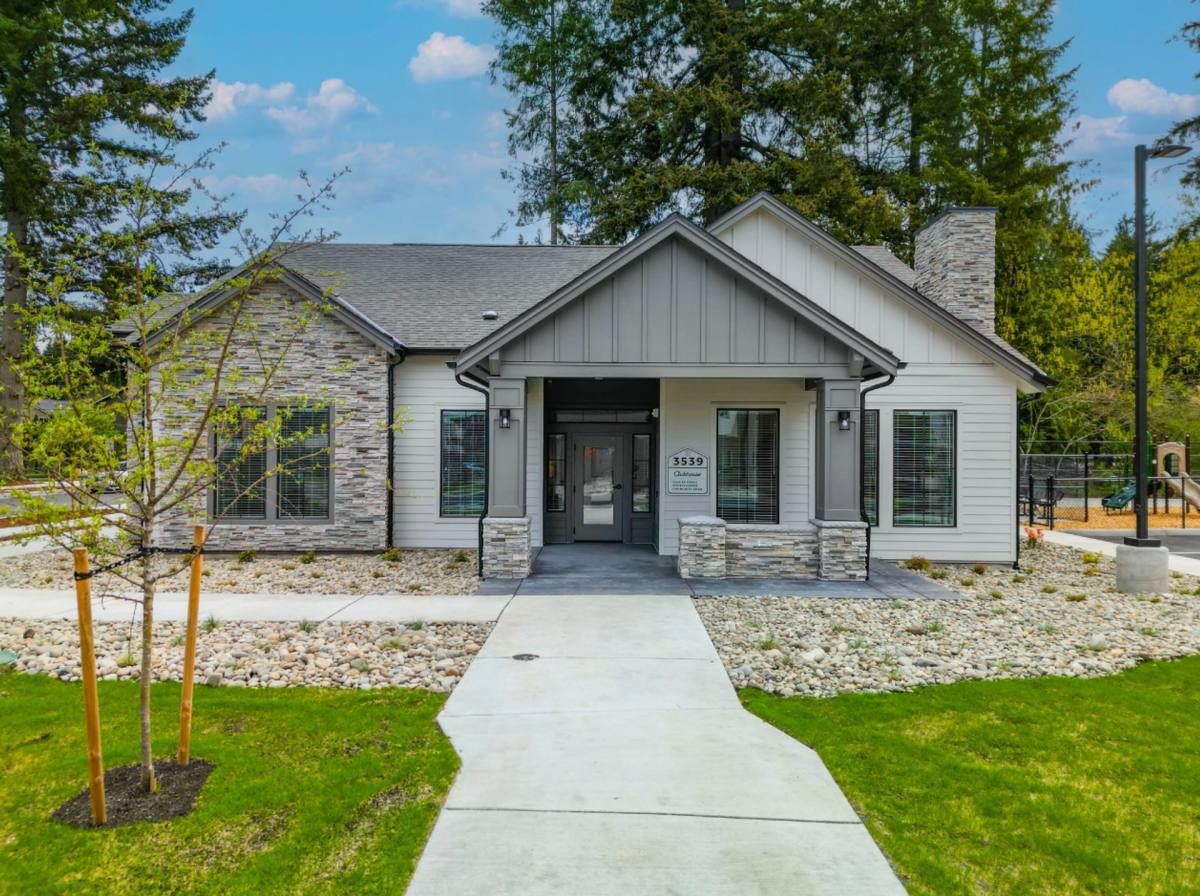 Townhouse for rent at 3539 Landview Dr SE, Olympia, WA 98501