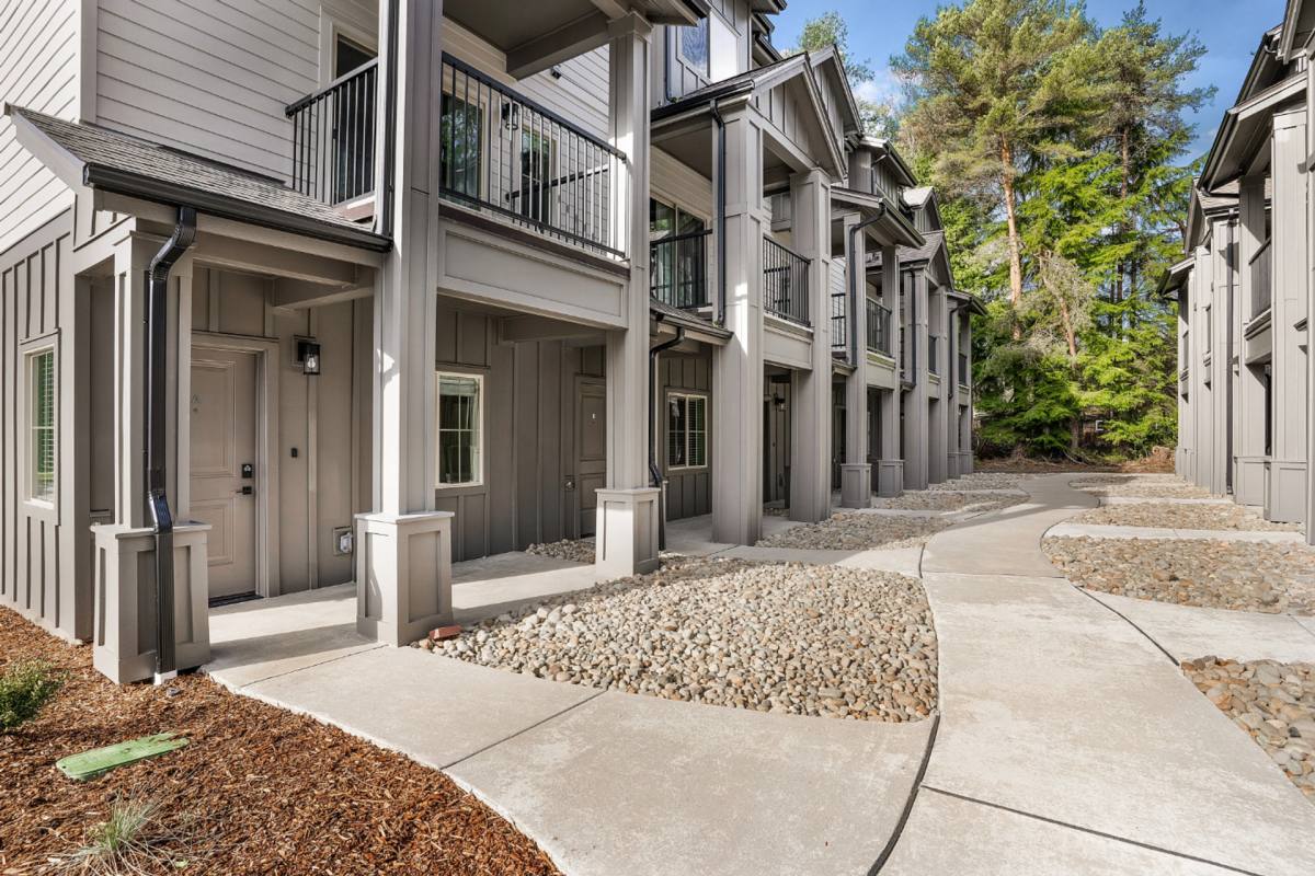 Townhouse for rent at 3539 Landview Dr SE, Olympia, WA 98501
