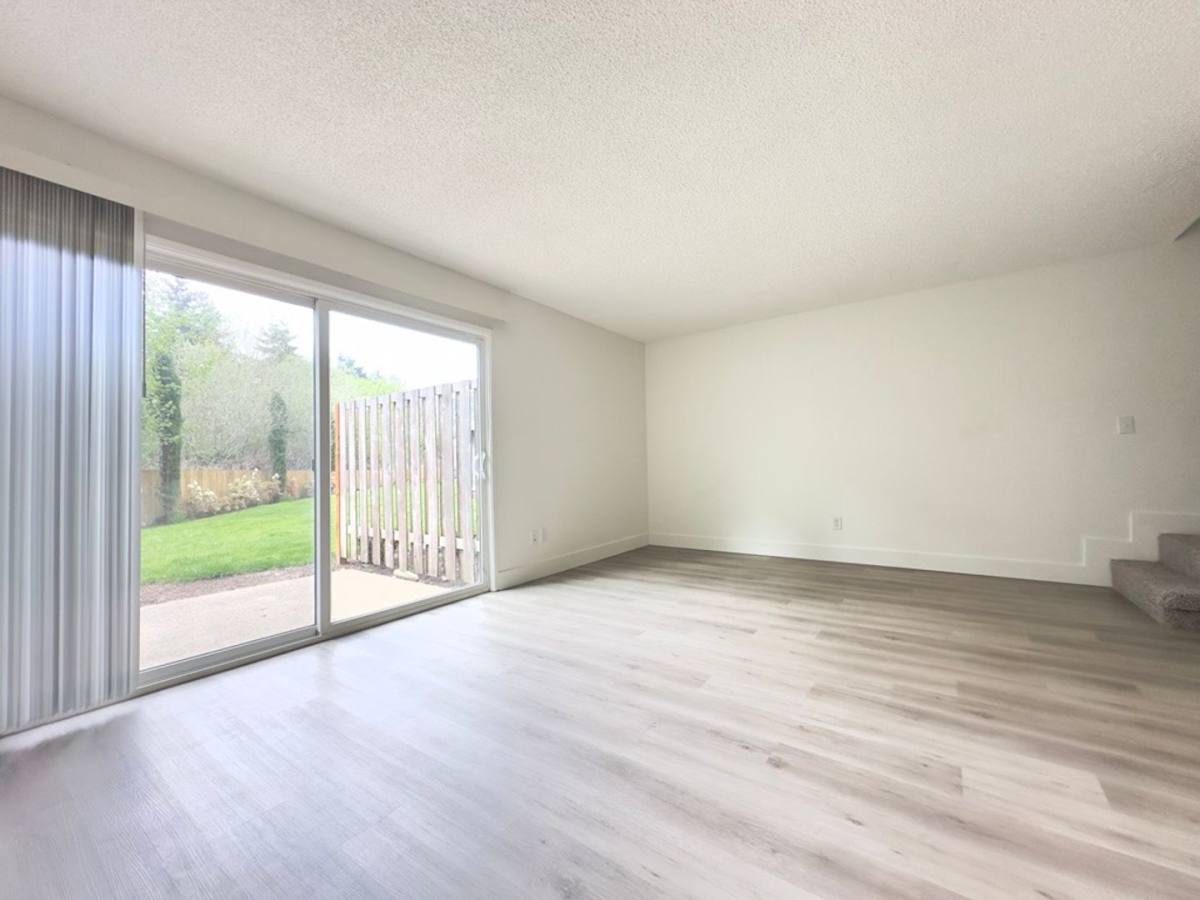Townhouse for rent at 12590 SW Butner Rd, Beaverton, OR 97005
