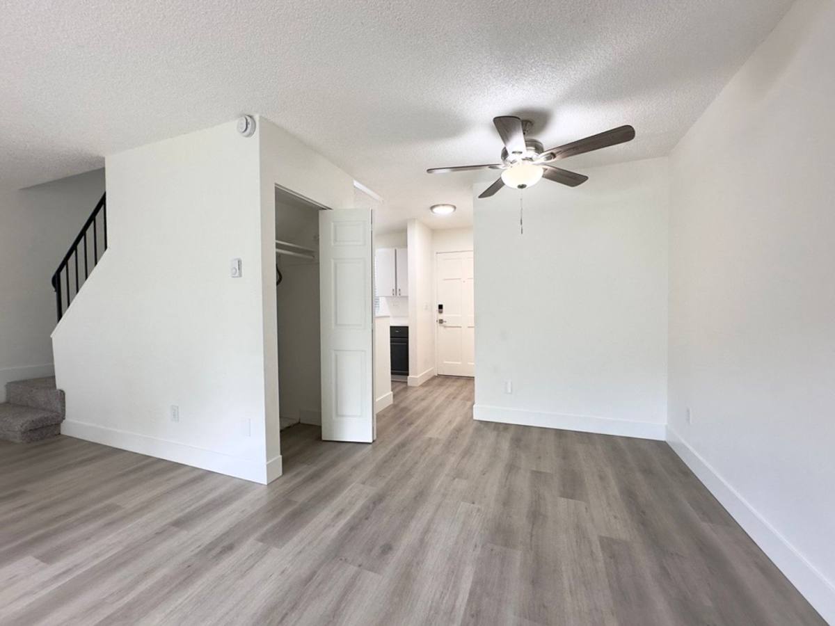 Townhouse for rent at 12590 SW Butner Rd, Beaverton, OR 97005