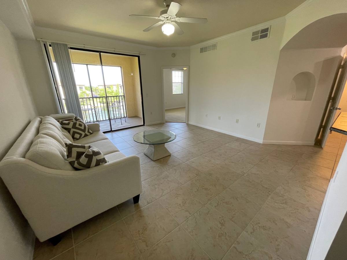 Apartment for rent at 12970 Positano Circle, Naples, FL 34105