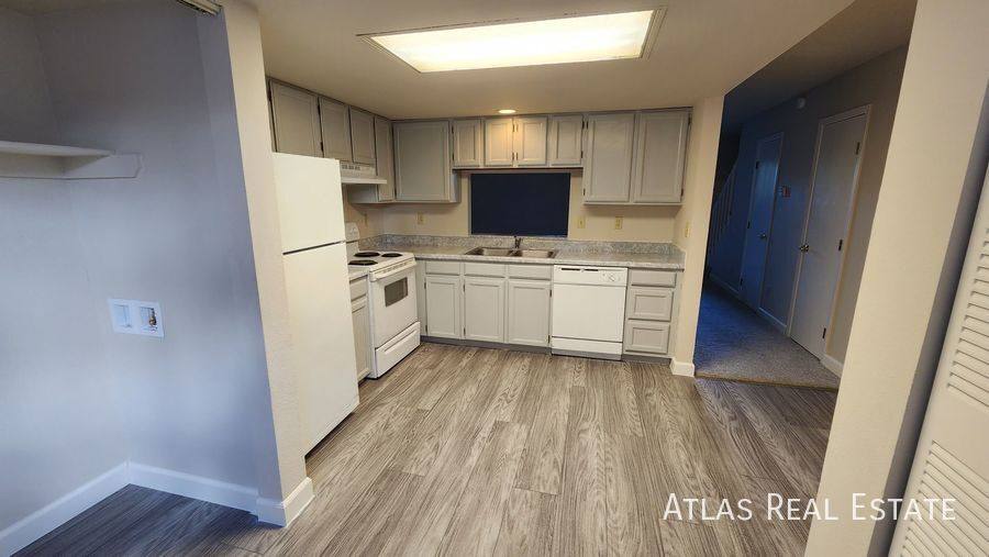 Apartment for rent at 5554 Bonita Village Rd, Colorado Springs, CO 80915