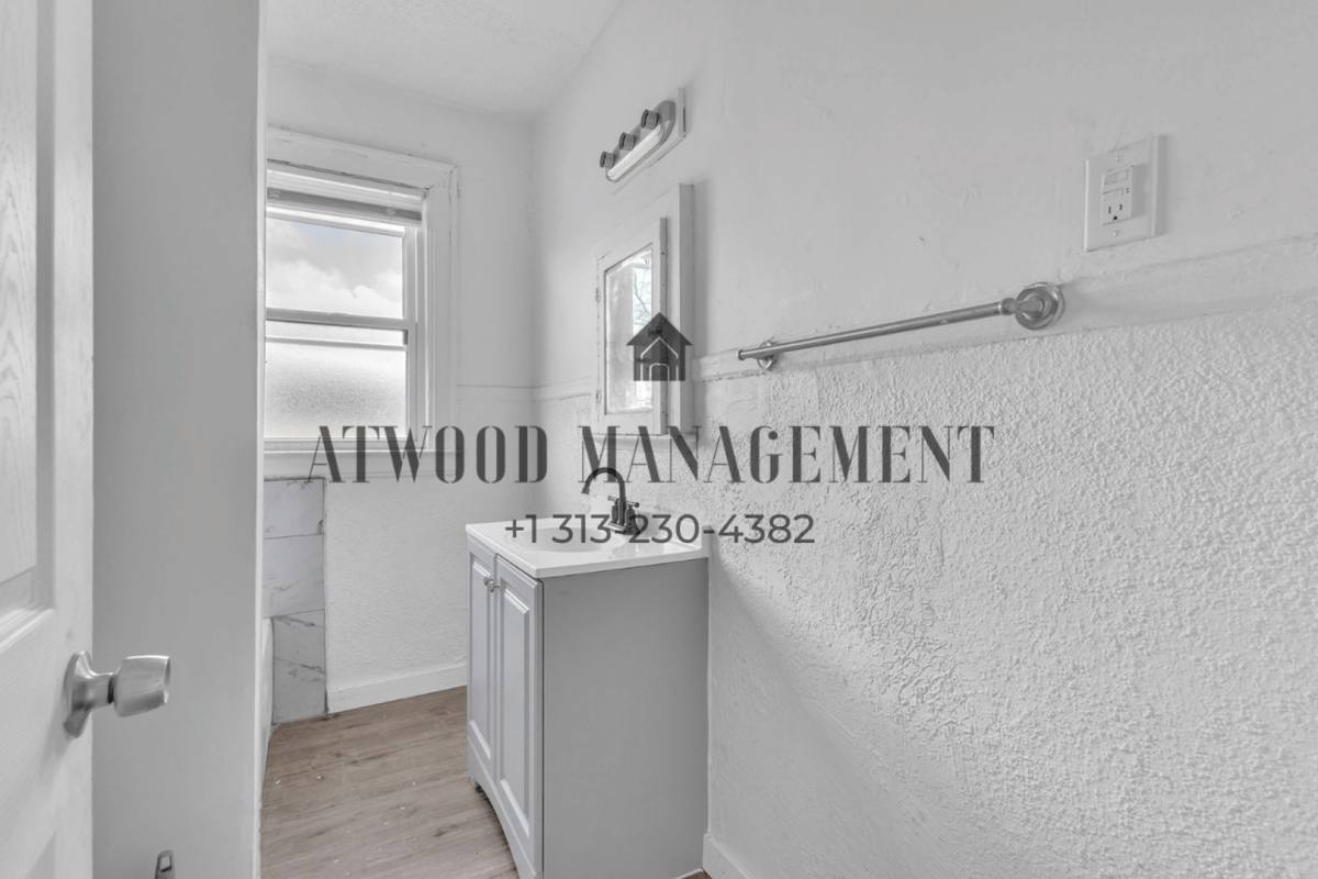 Apartment for rent at 4811-15 Seyburn St, Detroit, MI 48214