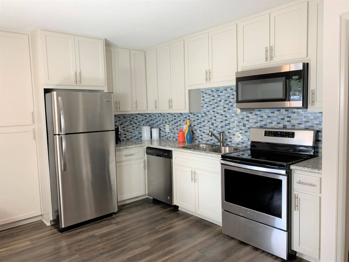 Apartment for rent at 2329 Broadway, Beaumont, TX 77702
