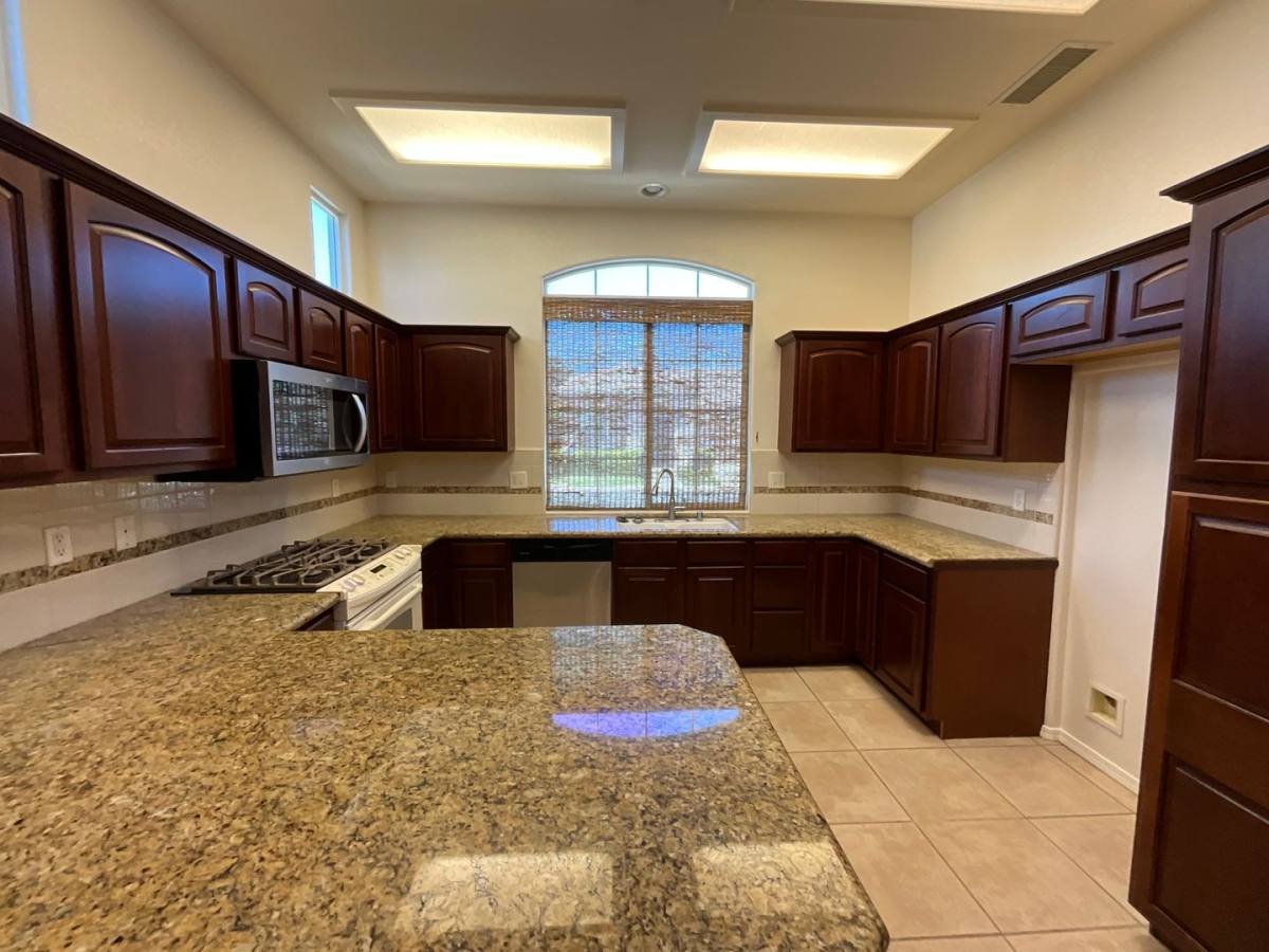 House for rent at 626 W Lisbon Lane, Clovis, CA 93619