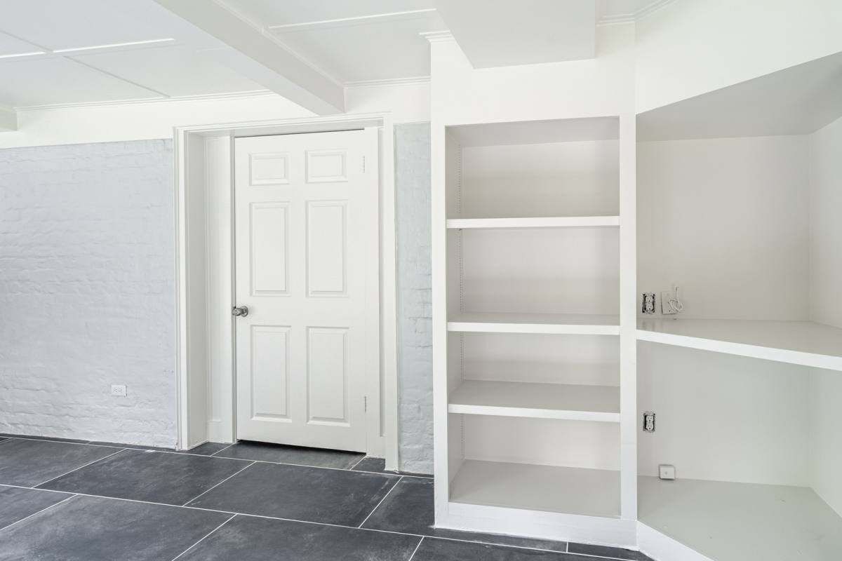 Apartment for rent at 70 Ashley Ave, Charleston, SC 29401