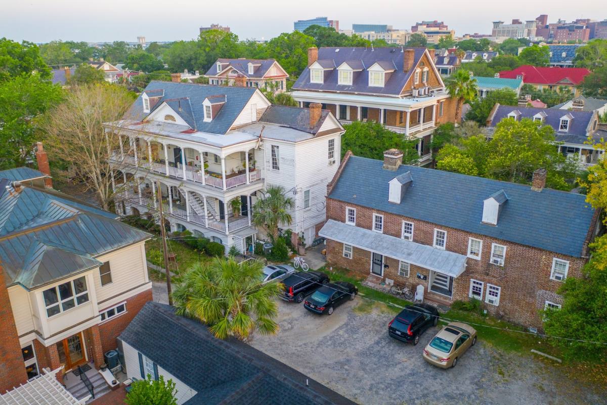 Apartment for rent at 70 Ashley Ave, Charleston, SC 29401