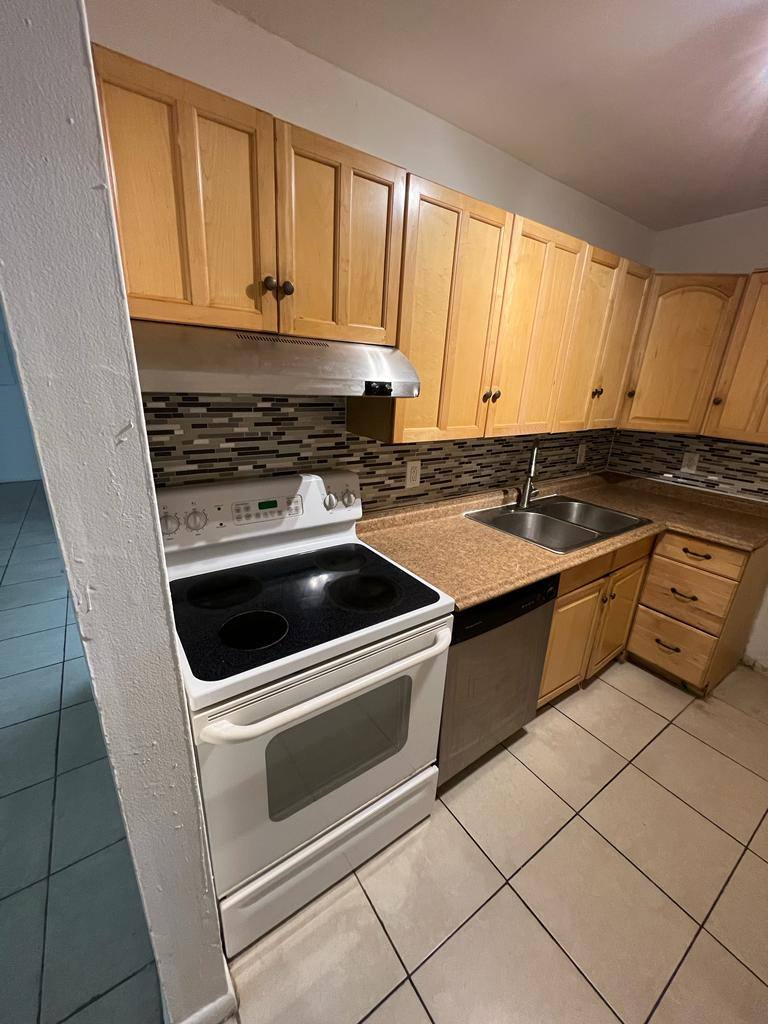 Apartment for rent at 6000 NW 7th St #22, Pompano Beach, FL 33063