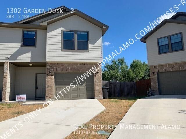 Apartment for rent at 1302 Garden Dusk #2, San Antonio, TX 78245