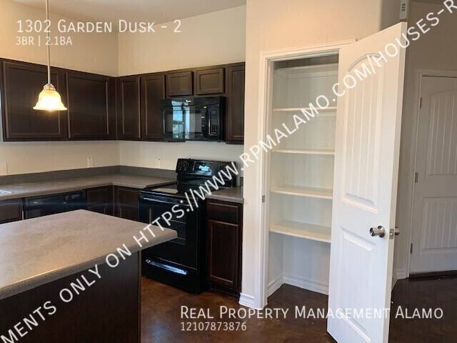 Apartment for rent at 1302 Garden Dusk #2, San Antonio, TX 78245