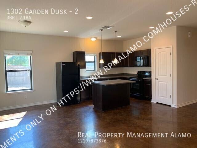 Apartment for rent at 1302 Garden Dusk #2, San Antonio, TX 78245