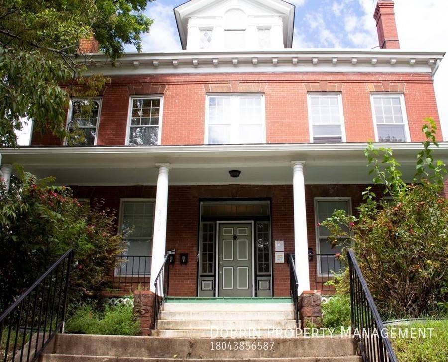 Apartment for rent at 2000 Lakeview Ave #C, Richmond, VA 23220