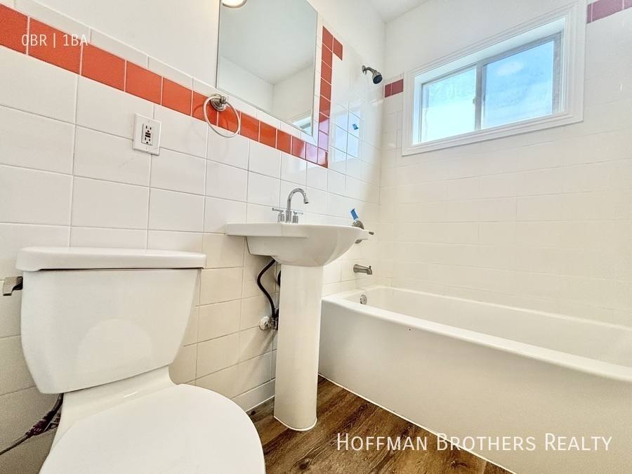 Apartment for rent at 1234 N Berendo St #6, Los Angeles, CA 90029
