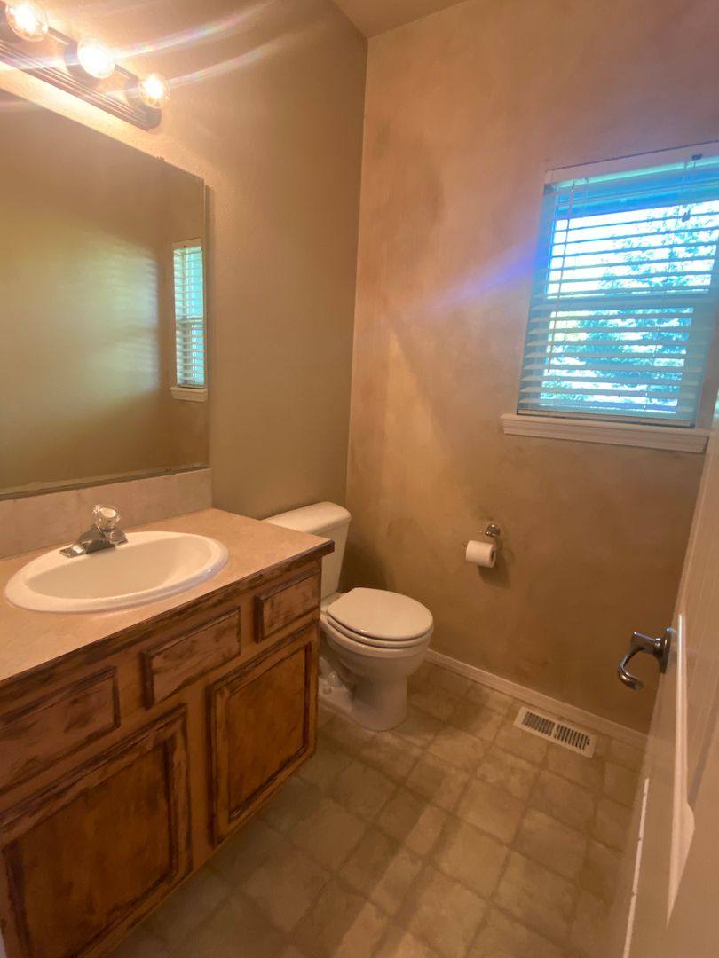 House for rent at 2001 W Garden Ave, Nampa, ID 83651