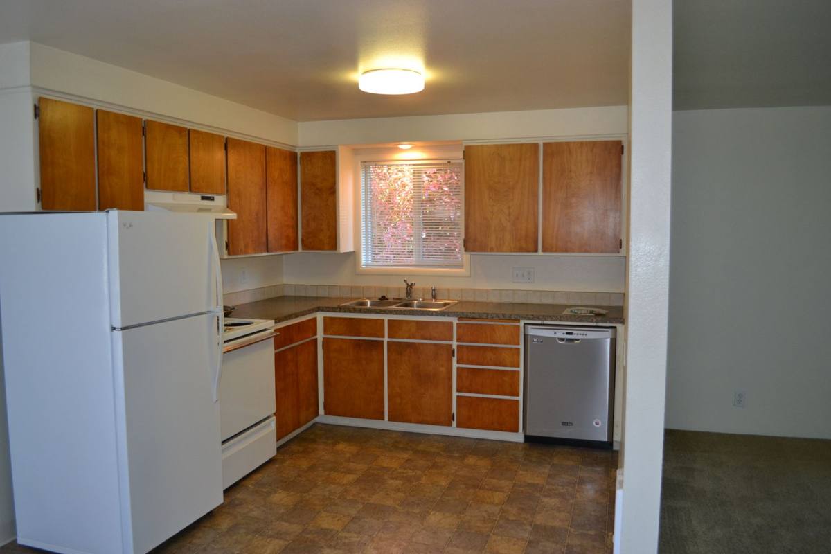 Apartment for rent at 160-190 King St S, Salem, OR 97302