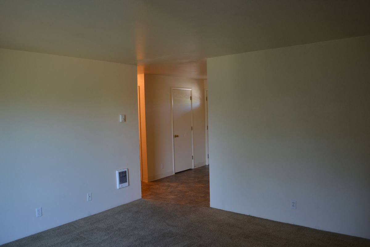 Apartment for rent at 160-190 King St S, Salem, OR 97302