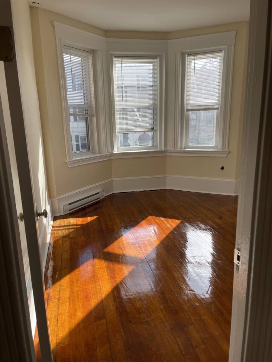 Apartment for rent at 895 Huntington Ave #4, Boston, MA 02115