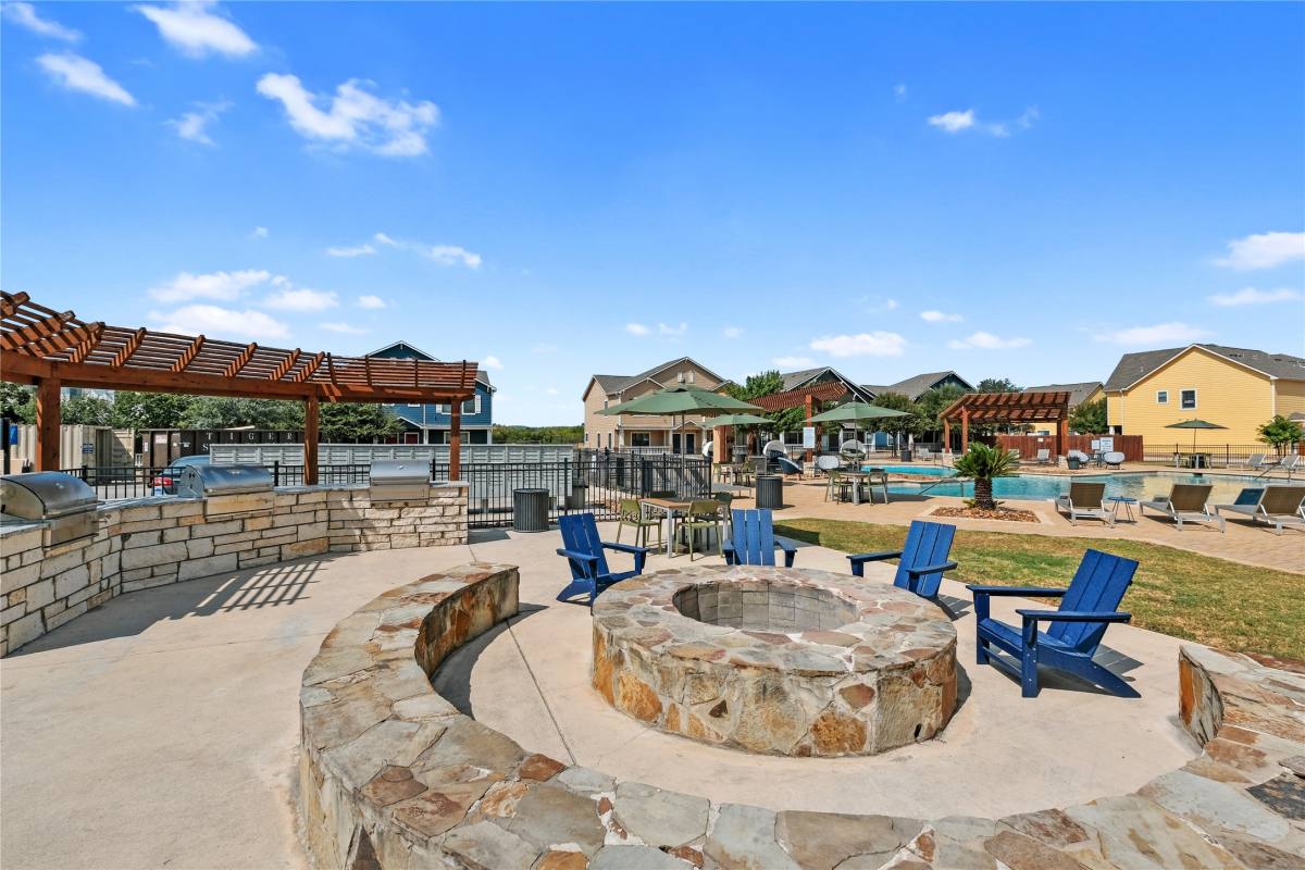 Apartment for rent at 12830-101 Idledale Dr, San Antonio, TX 78249