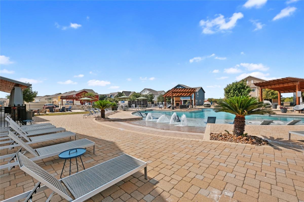 Apartment for rent at 12830-101 Idledale Dr, San Antonio, TX 78249