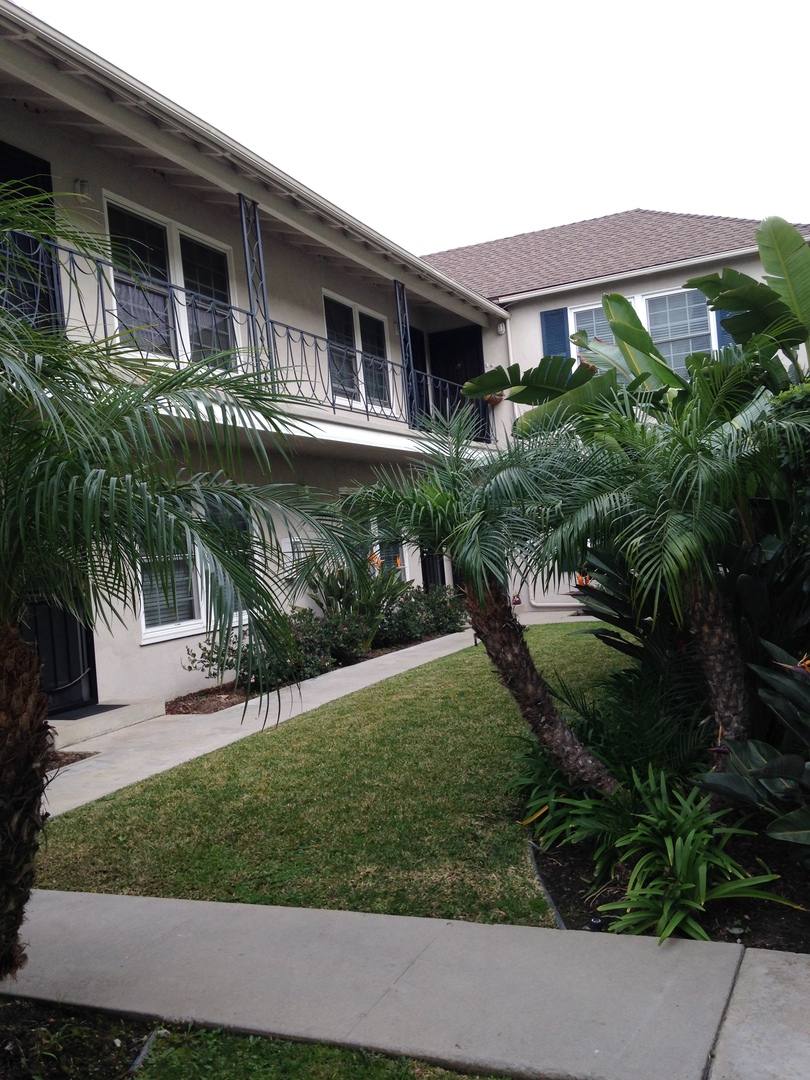 Apartment for rent at 5289 E The Toledo, Long Beach, CA 90803