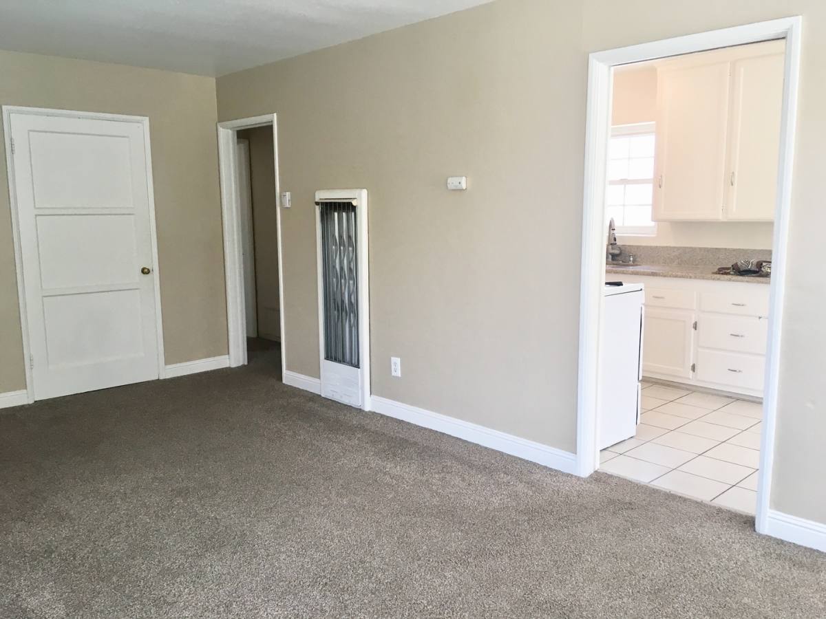 Apartment for rent at 5289 E The Toledo, Long Beach, CA 90803