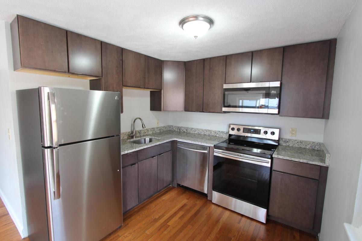Apartment for rent at 627 Beach St #2R, Revere, MA 02151