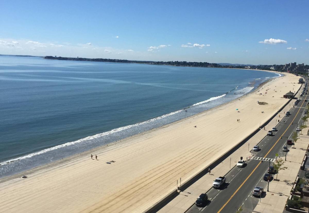Apartment for rent at 627 Beach St #2R, Revere, MA 02151