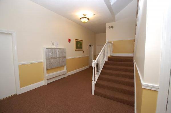 Apartment for rent at 506 Beacon St #4, Boston, MA 02215
