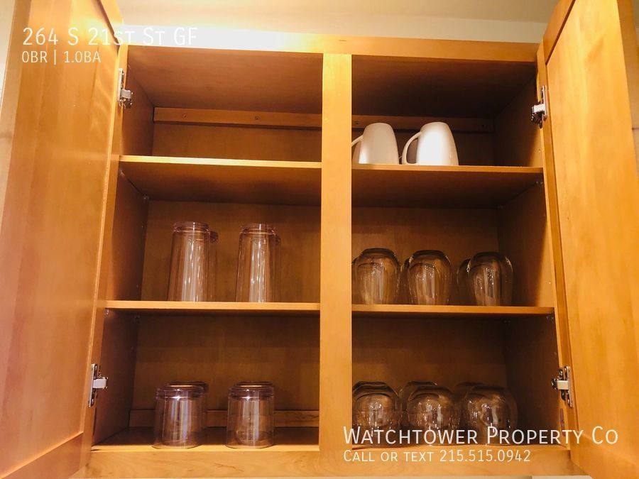 Apartment for rent at 264 S 21st St Gf, Philadelphia, PA 19103