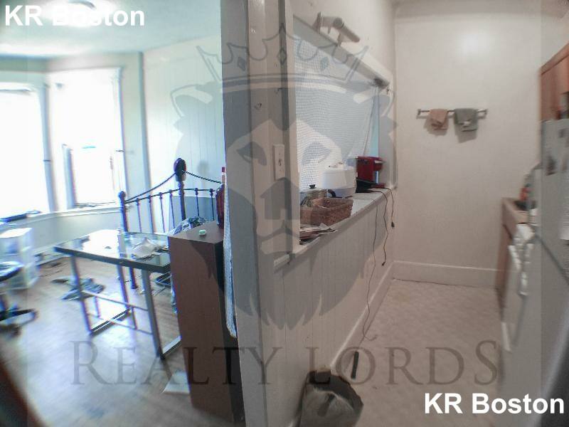 Apartment for rent at 881 Huntington Ave #9, Boston, MA 02115