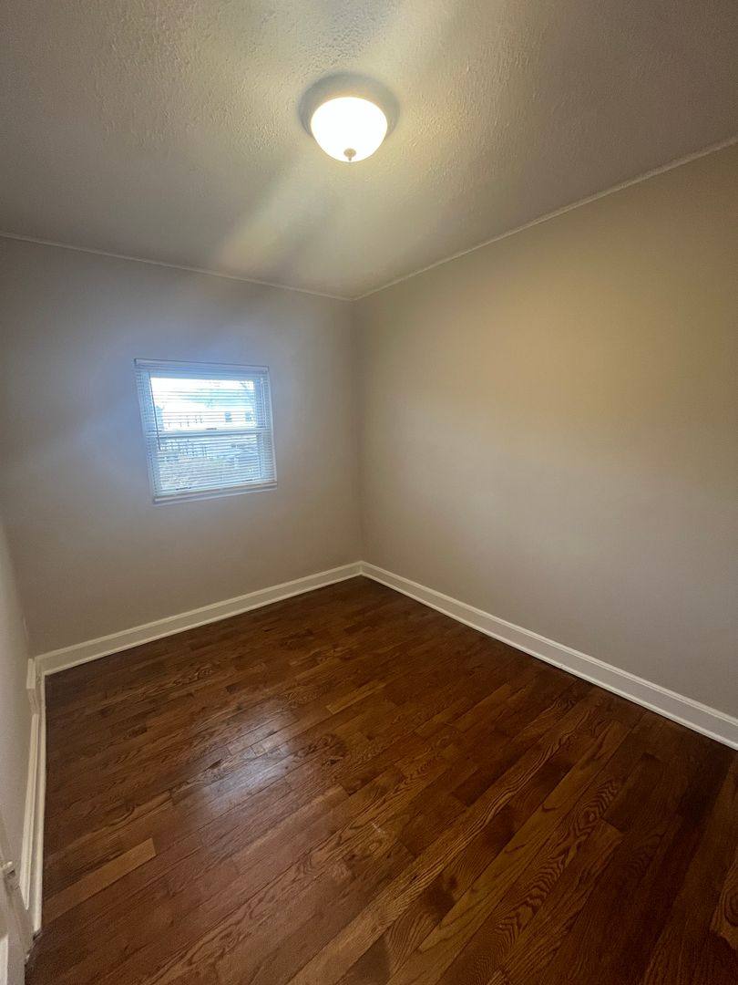 Townhouse for rent at 409 Laverne Ave, Alexandria, VA 22305