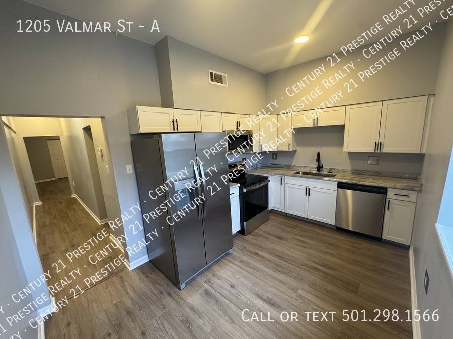 Apartment for rent at 1205 Valmar St #A, Little Rock, AR 72204