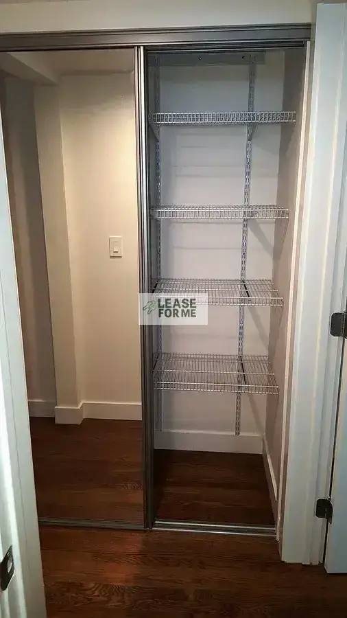 Apartment for rent at 1055-2 S Sherbourne #2, Los Angeles, CA 90035