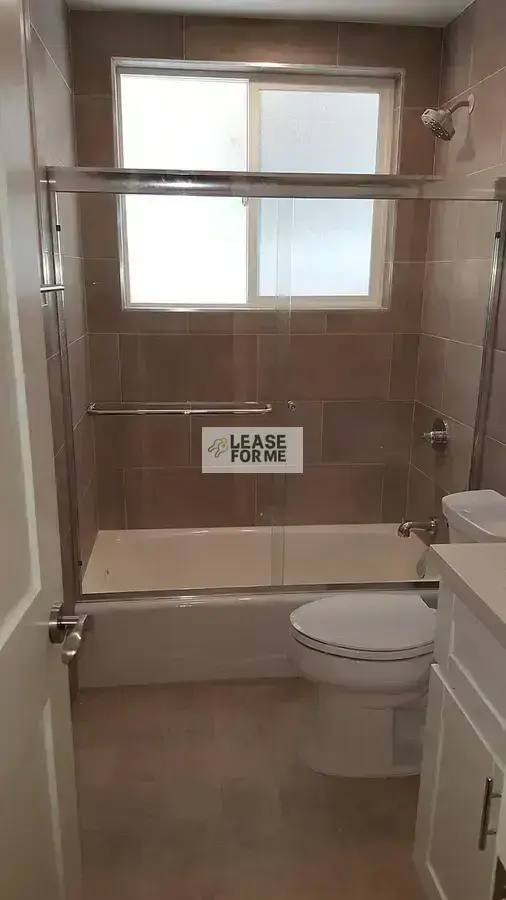 Apartment for rent at 1055-2 S Sherbourne #2, Los Angeles, CA 90035