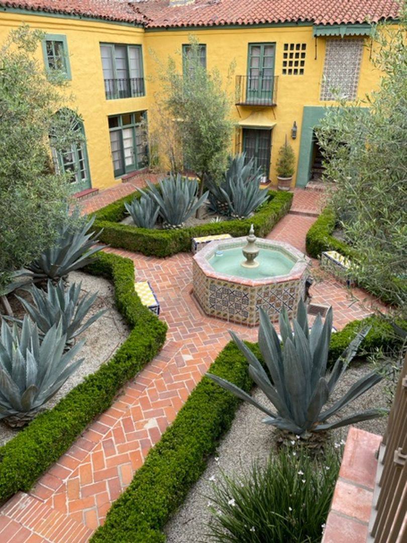 Apartment for rent at 1855 N Kingsley Dr, Los Angeles, CA 90027